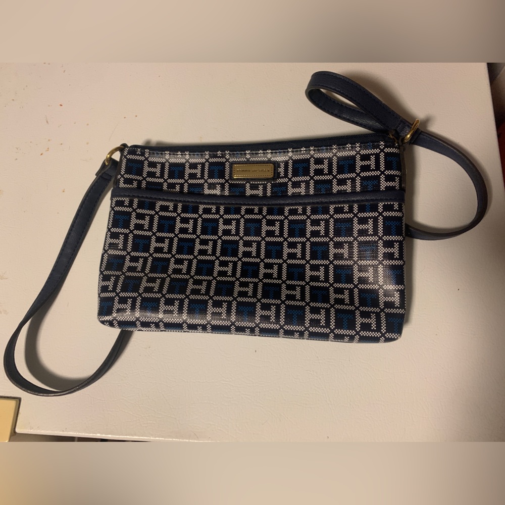 Tommy Hilfiger Crossbody Purse